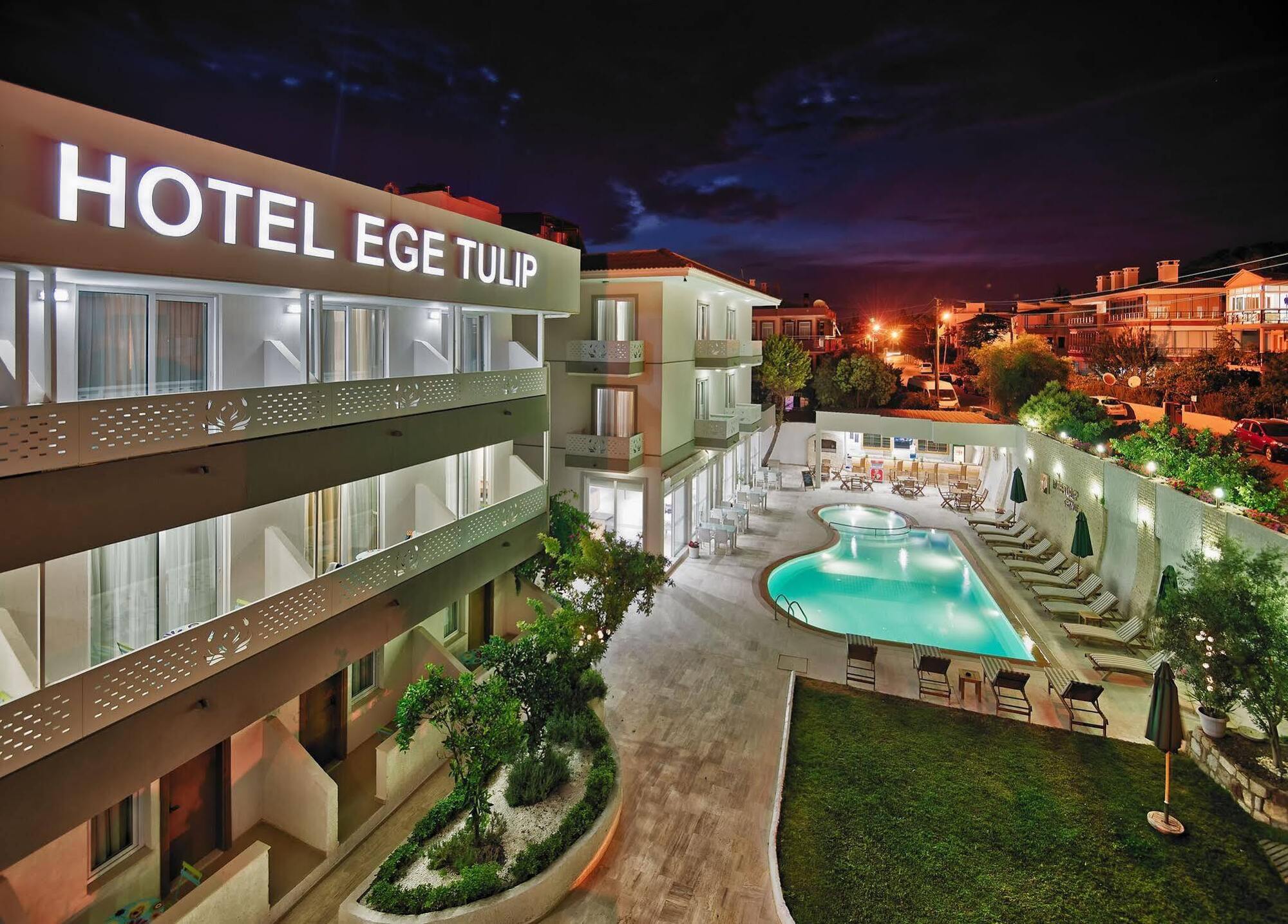 Hotel Ege Tulip Çeşme Zewnętrze zdjęcie