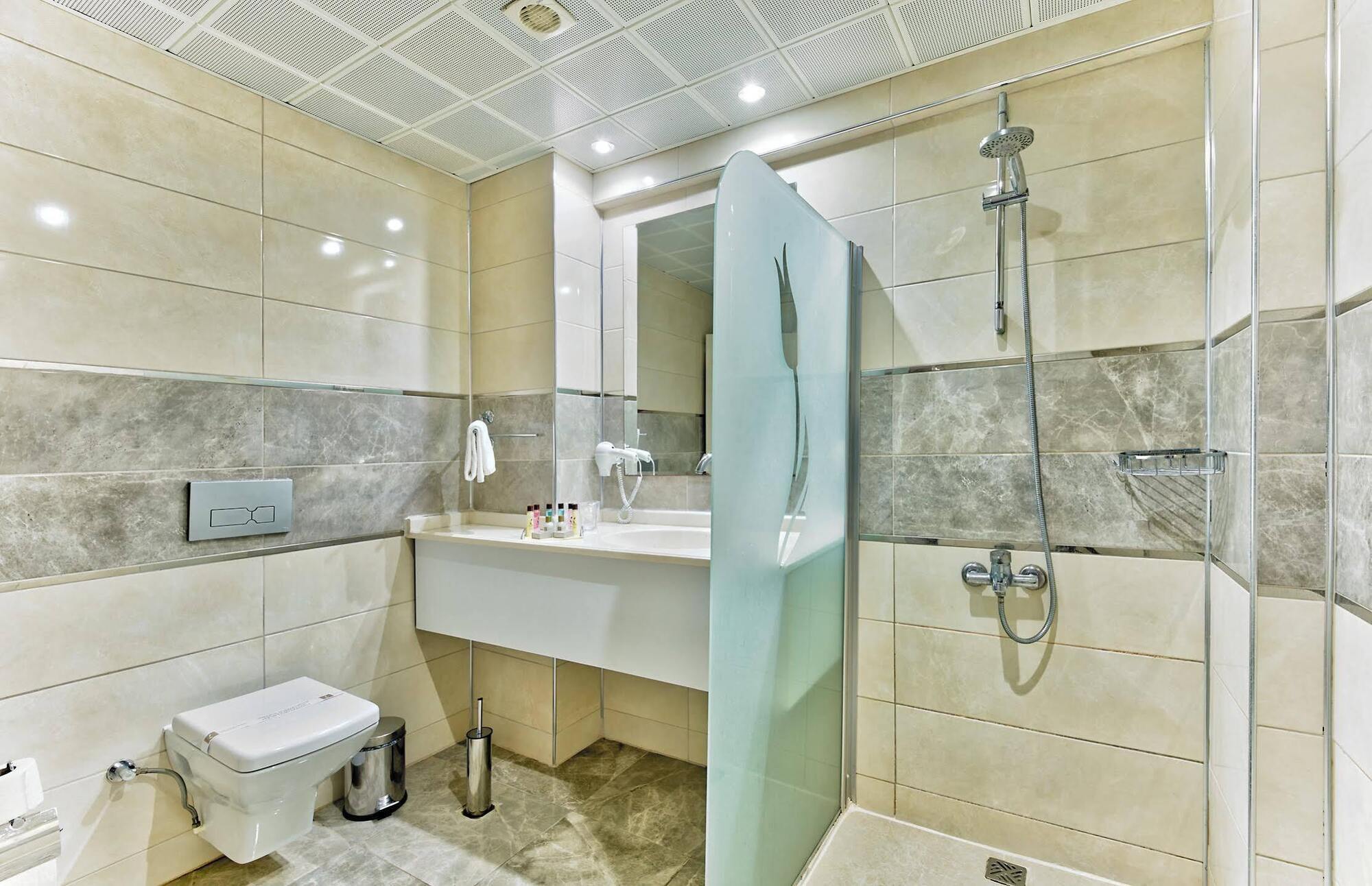 Hotel Ege Tulip Çeşme Zewnętrze zdjęcie